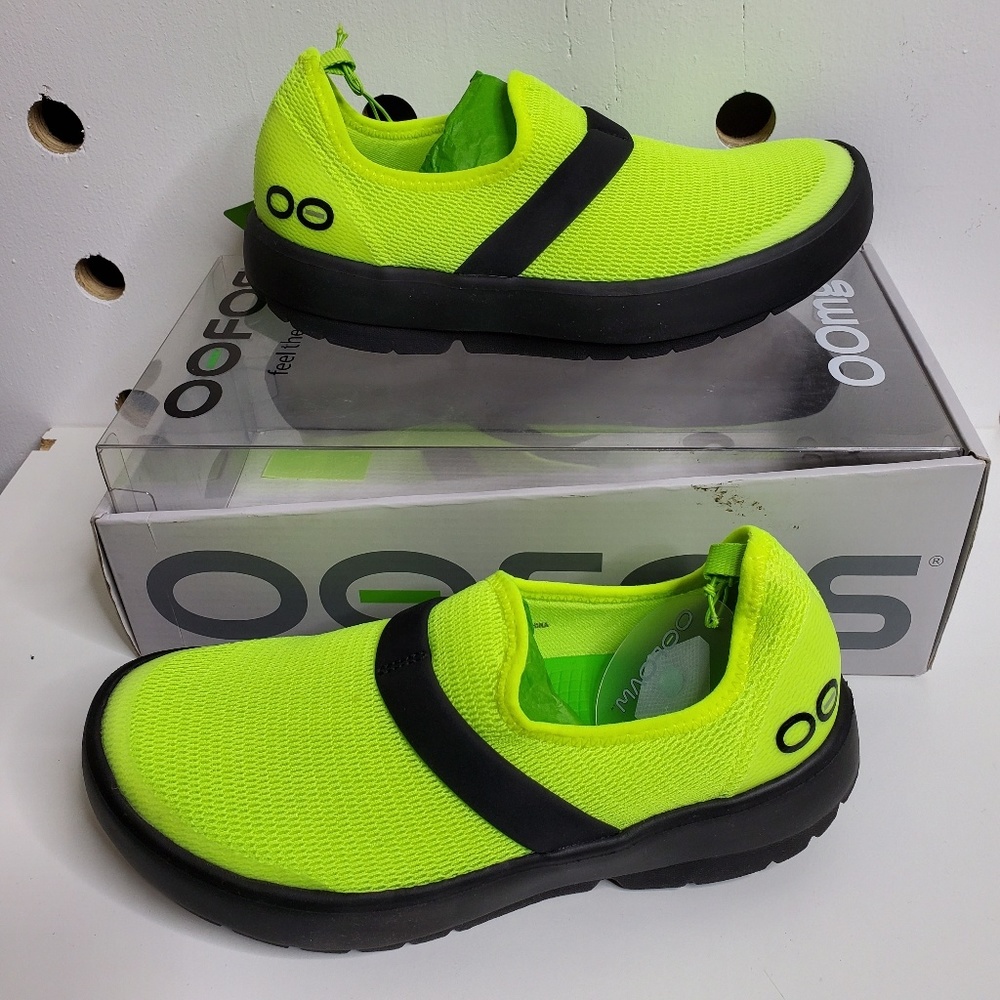 OOFOS OOMG Recovery Slip On Comfort Shoes